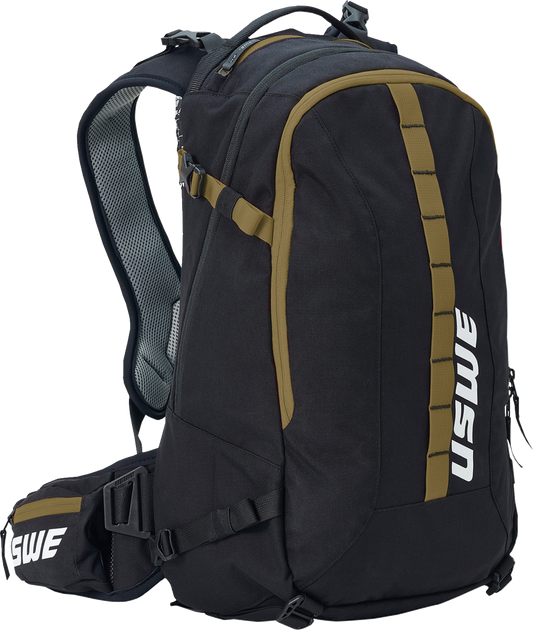 USWE Core Off-Road Daypack - 16L - Black/Bronze