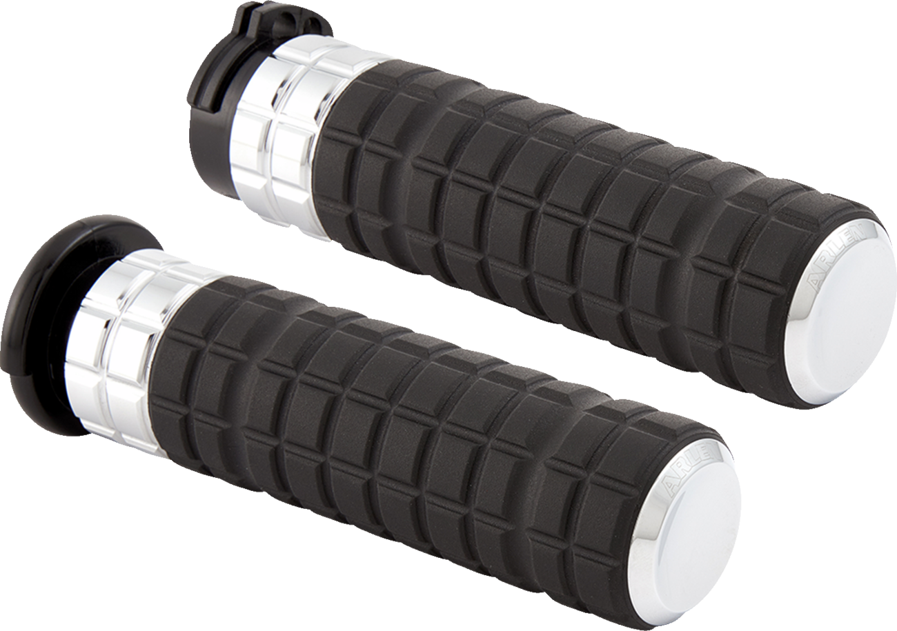 Arlen Ness SpeedLiner Grips