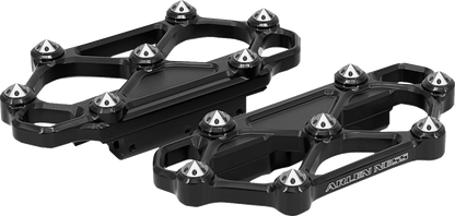 Arlen Ness Diamond Floorboards