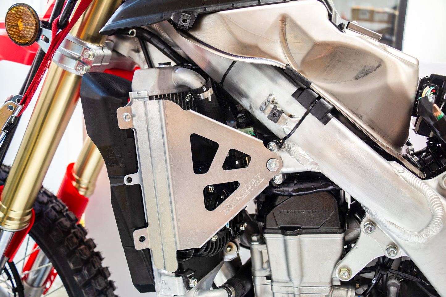 WORKS Radiator Brace