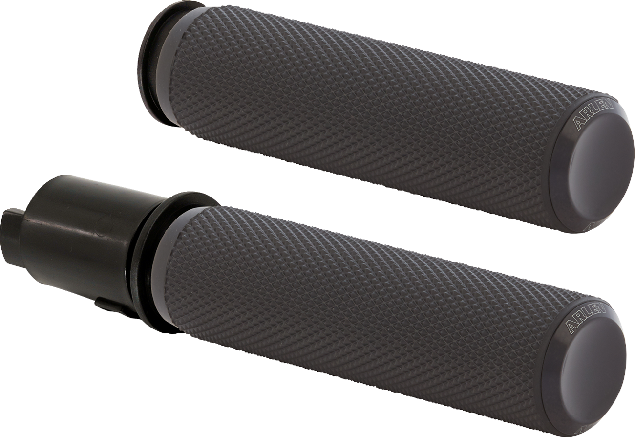 Arlen Ness Knurled Grips