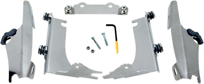 Memphis Shades Windshield Batwing Trigger-Lock Complete Mount Kit