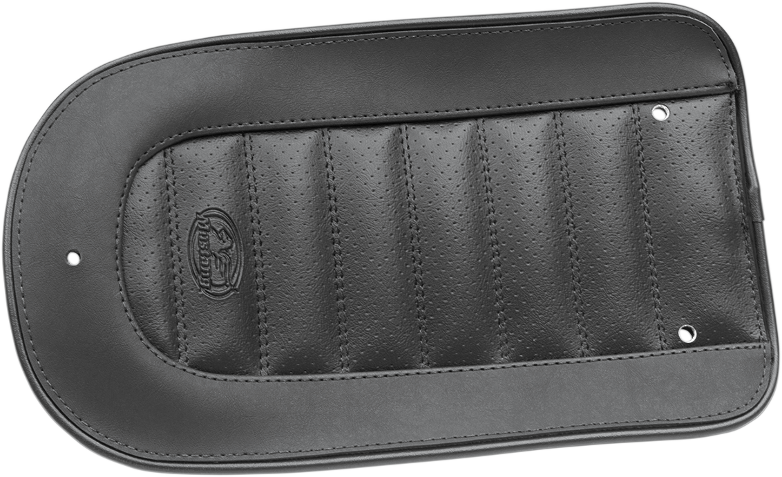 Mustang Fender Bib