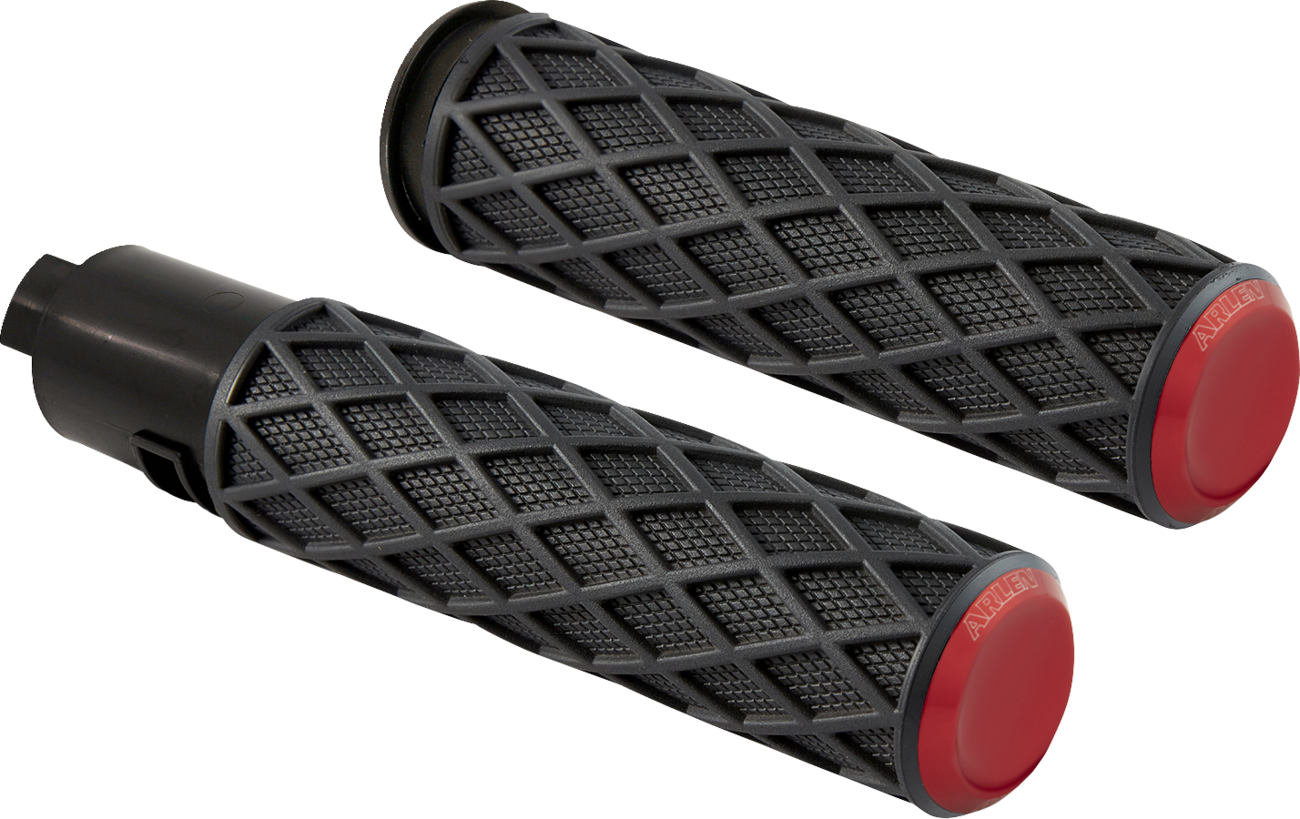 Arlen Ness Diamond Grips